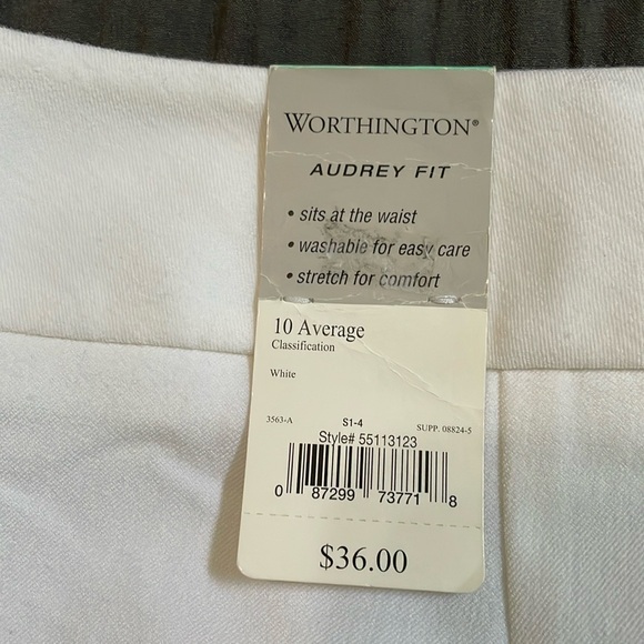 WORTHINGTON Stretch white slacks.  10 - Picture 5 of 7